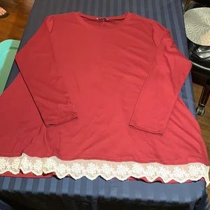 NWOT Woman’s Oversized Long Sleeve Top